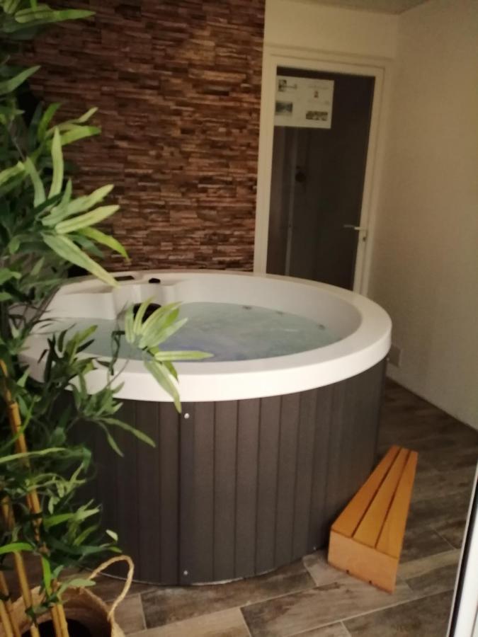 Villa Bord De Mer Avec Piscine Et Jacuzzi Penestin Ngoại thất bức ảnh